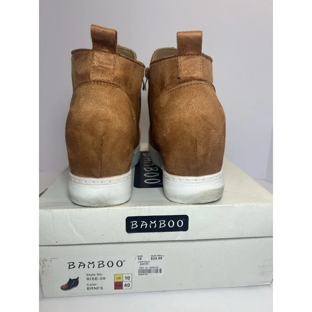 Bamboo‎ Rise-09 wedge sneakers in brown faux suede W/ white sole